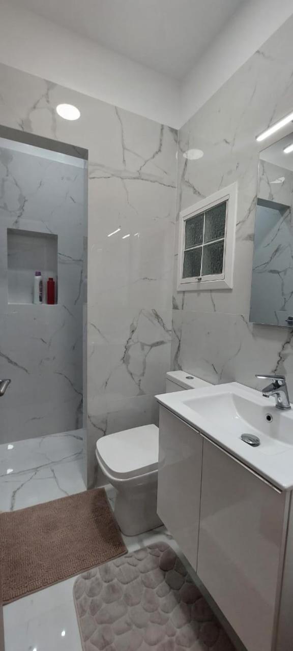 Guesthouse Aggelos Porto Germeno Eksteriør bilde
