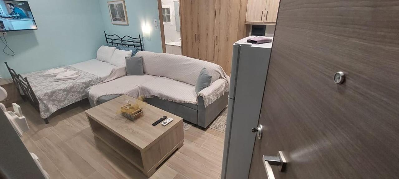 Guesthouse Aggelos Porto Germeno Eksteriør bilde