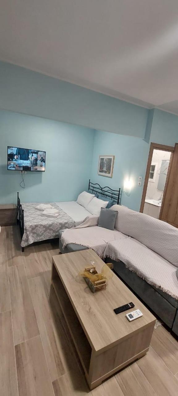 Guesthouse Aggelos Porto Germeno Eksteriør bilde