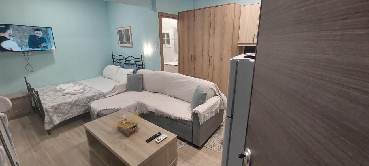 Guesthouse Aggelos Porto Germeno Eksteriør bilde